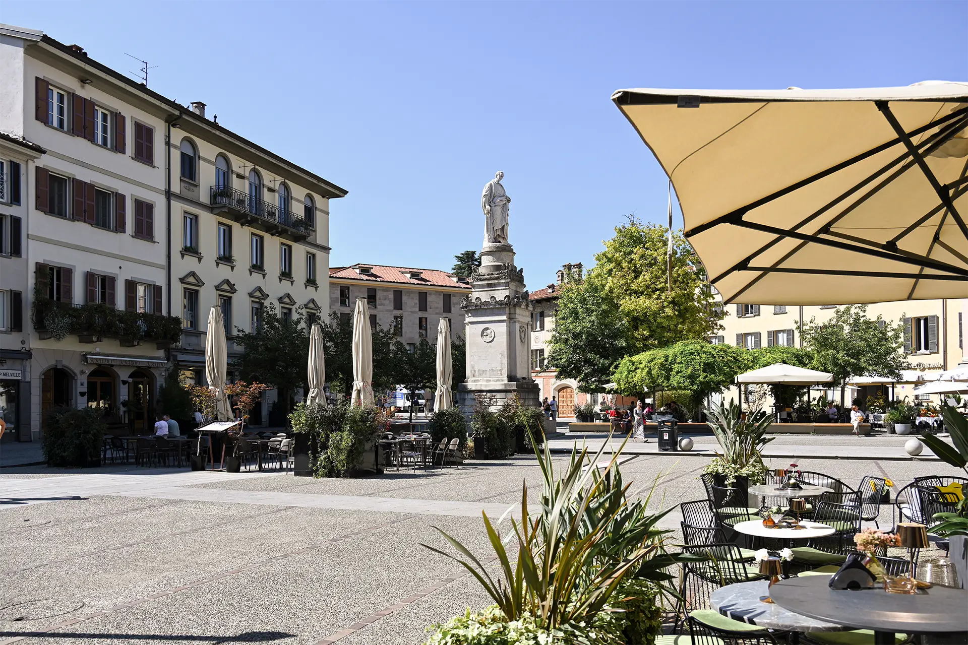 Piazza Alessandro Volta Como